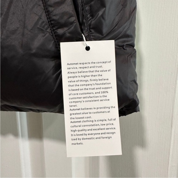 NWT Cropped Puffer Vest, Black, medium - Picture 7 of 9